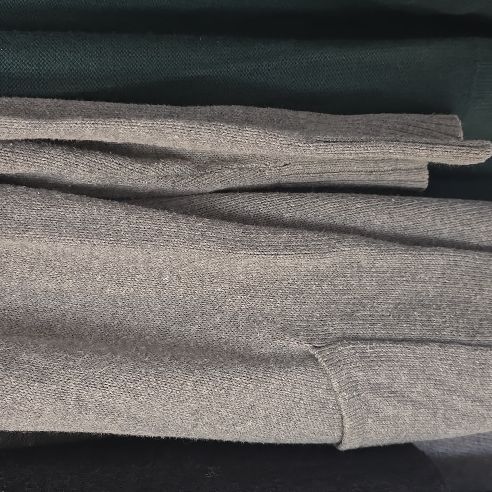 2 Old Navy Open Front Sweaters - Picture 8 of 8